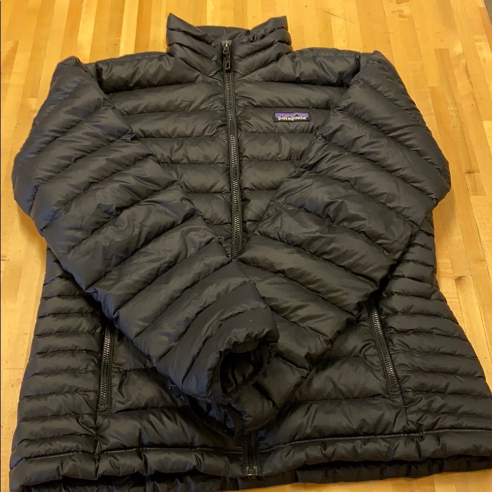 Patagonia Women’s Down Sweater Jacket
